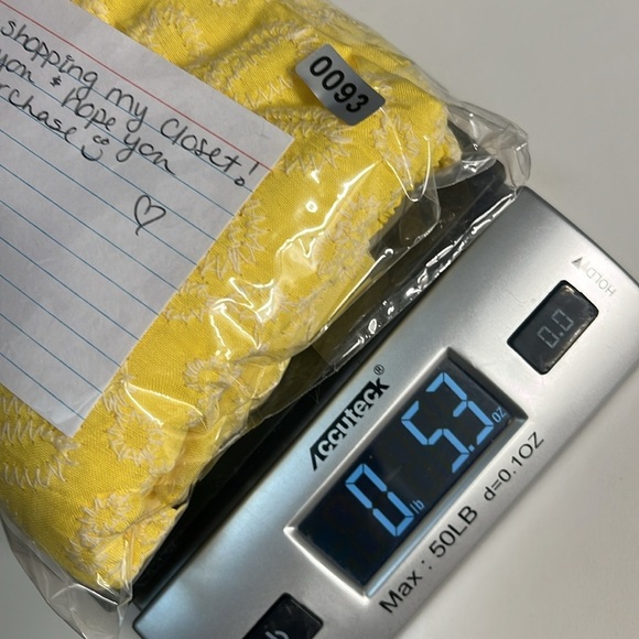 NWT yellow floral embroidered top size XL stretchy bottom hem bohemian hippie - Picture 13 of 13